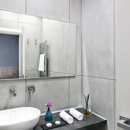 Enjoy Art Отель типа 